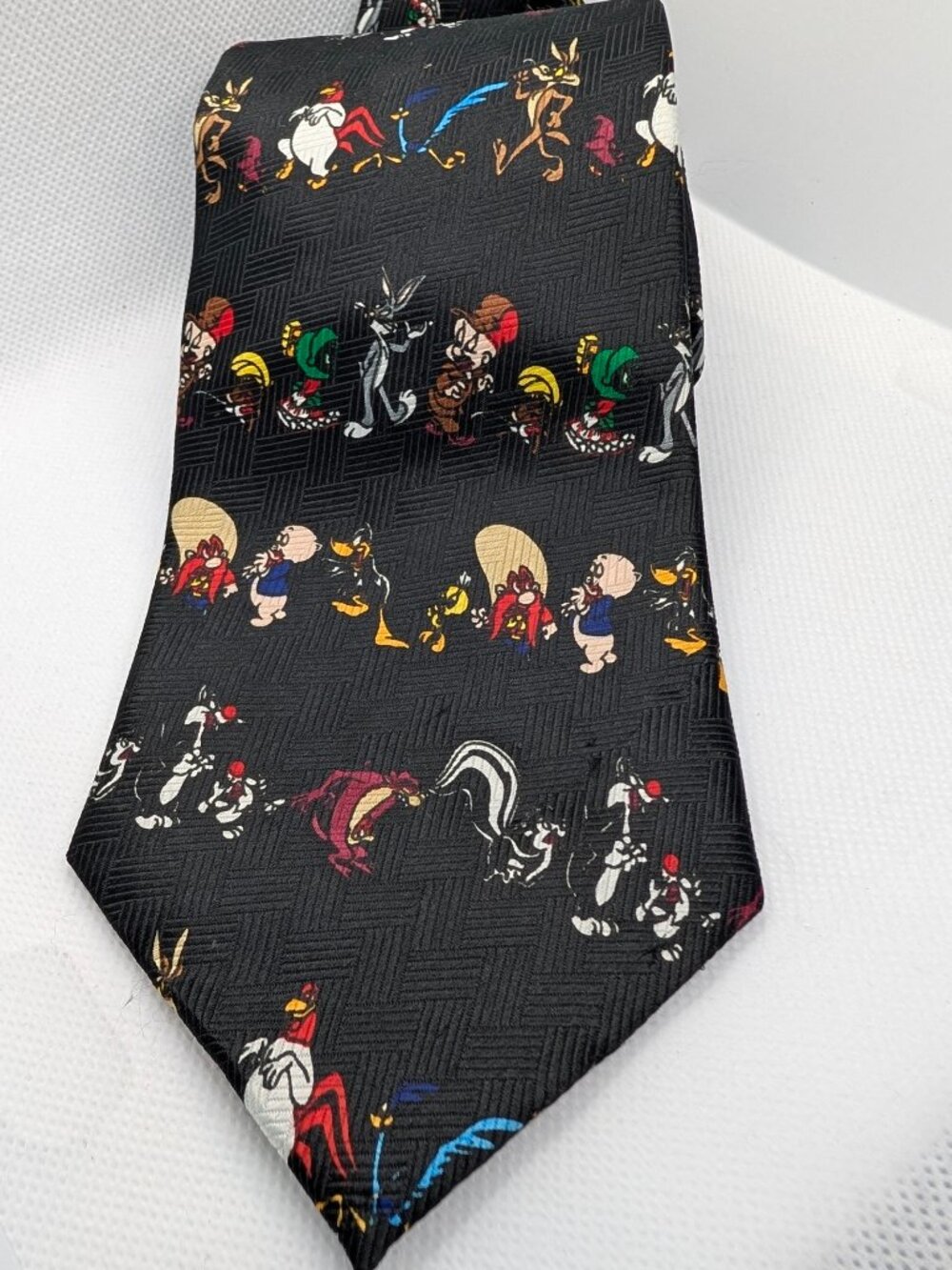 Vintage Men's Looney Tunes Black Tie Road Runner, Wiley Coyote, Alien
